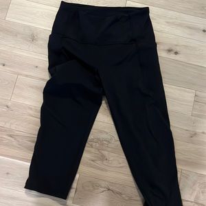 Lululemon crop pants